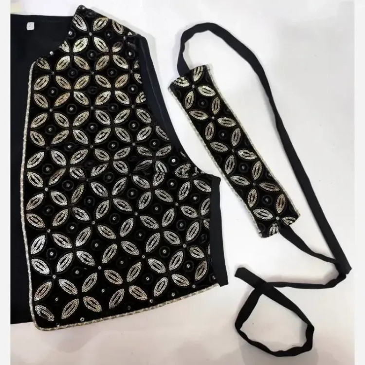ست سه تیکه پیراهن کرپ مازراتی و جلیقه مخمل هندی با کمربند مشکی
